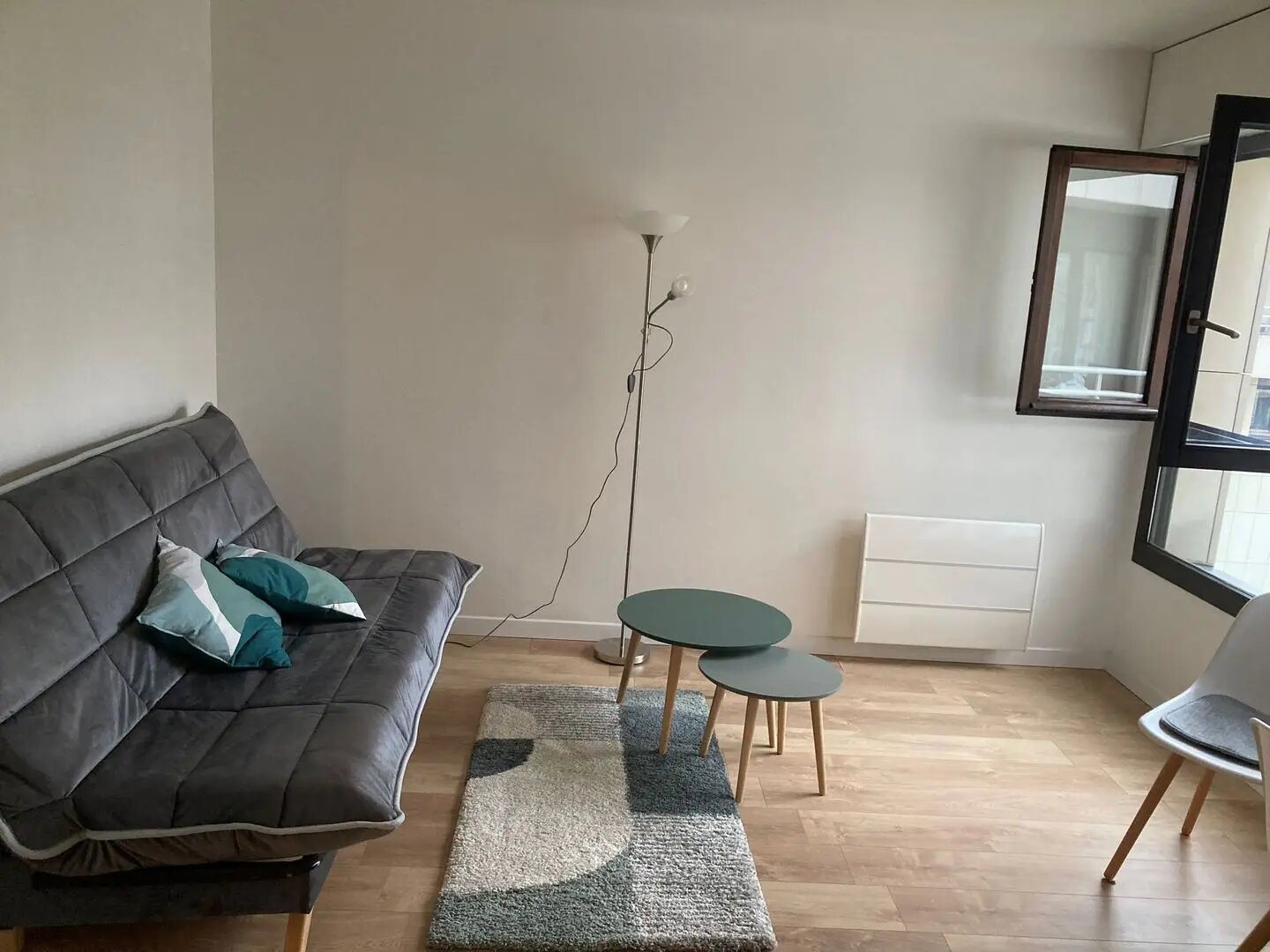 Appartement à louer, 27m², Suresnes