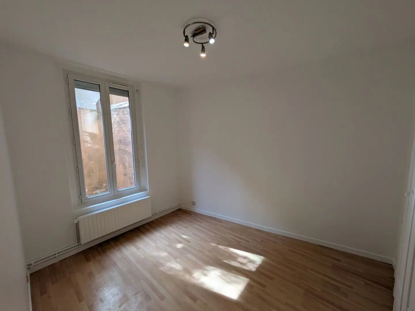 Appartement à louer, 35m², Puteaux