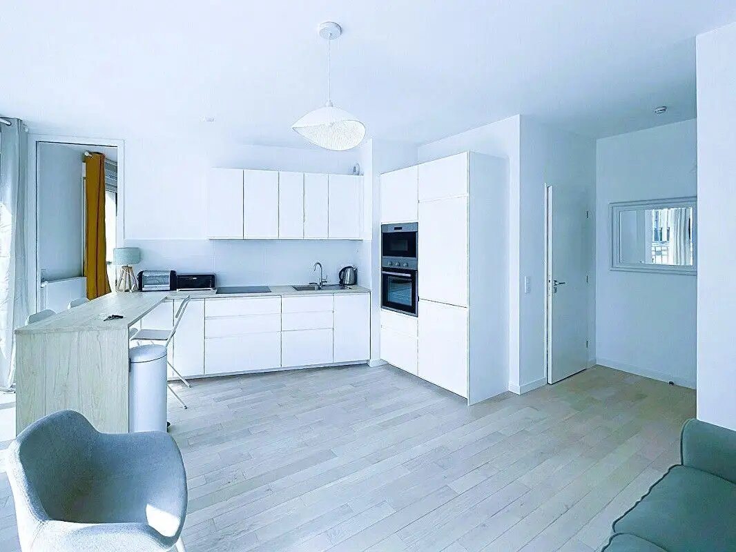 Appartement à louer, 35m², Puteaux