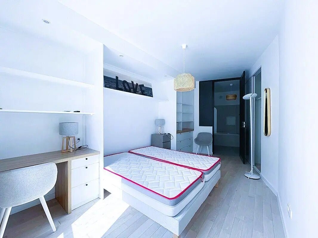 Appartement à louer, 35m², Puteaux