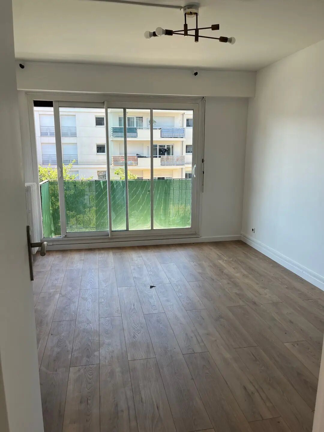Appartement à louer, 80m², Courbevoie