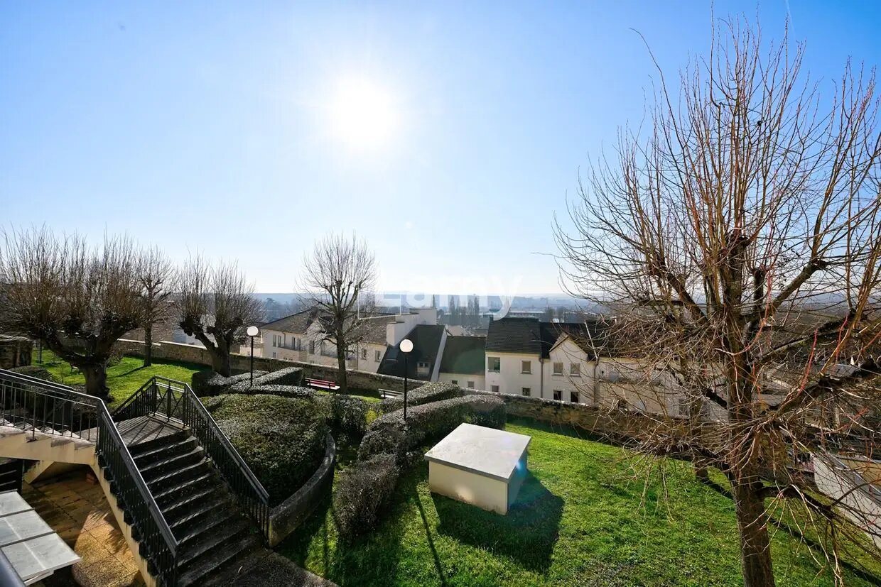 Appartement à louer, 28m², Meulan-en-Yvelines