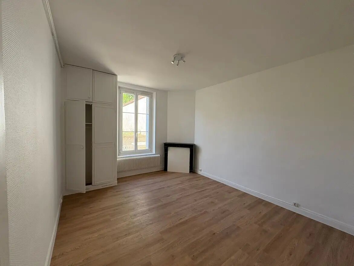Appartement à louer, 37m², Reims