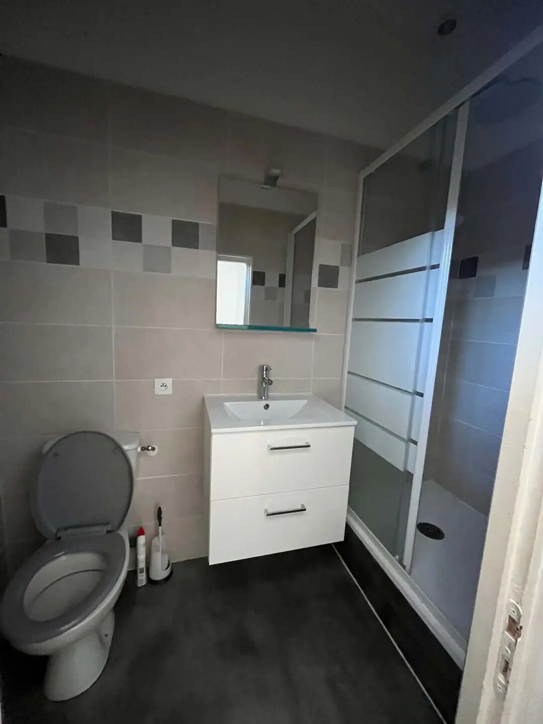 Appartement à louer, 19m², Rochefort