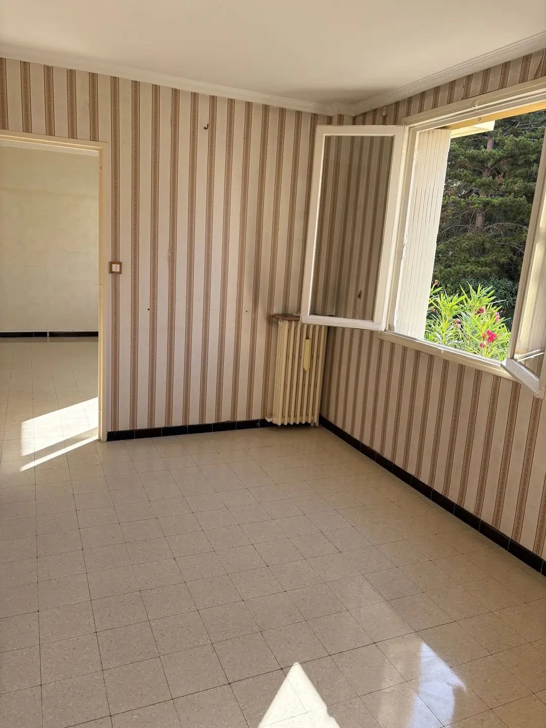 Appartement à louer, 67m², Toulon