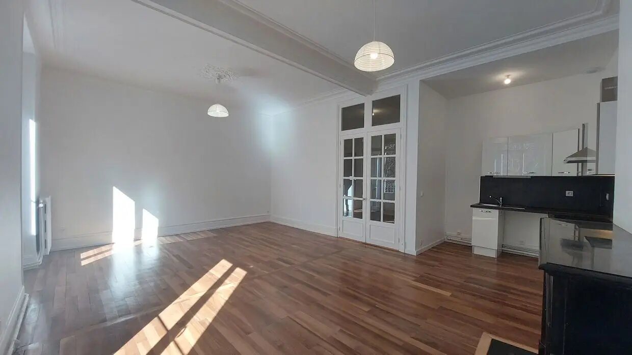 Appartement à louer, 79m², Grenoble