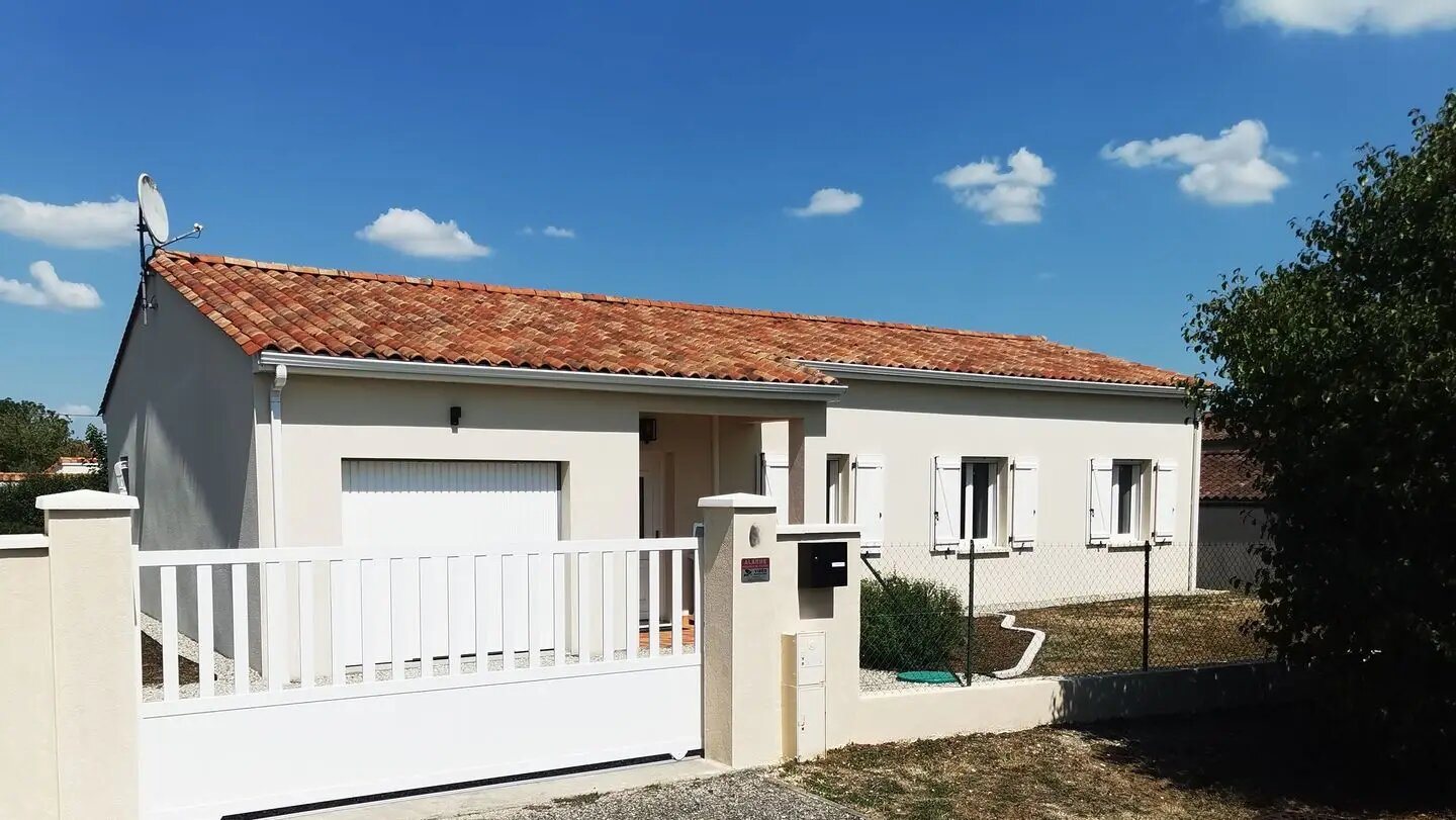 Maison à vendre, 100m², Barbezieux-Saint-Hilaire
