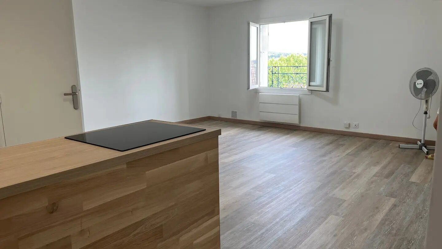 Appartement à louer, 32m², Vedène