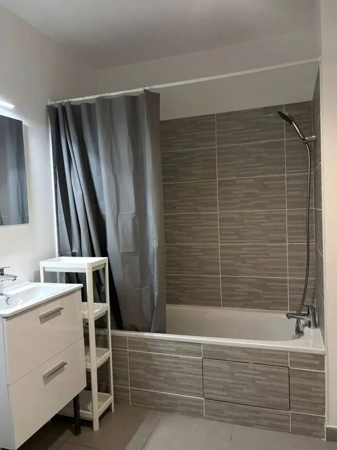 Appartement à louer, 35m², Clichy
