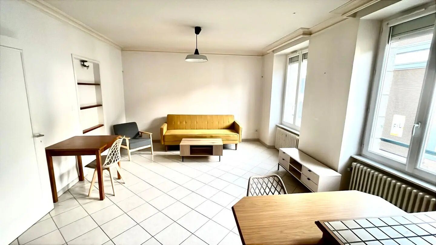 Appartement à louer, 45m², Fougères