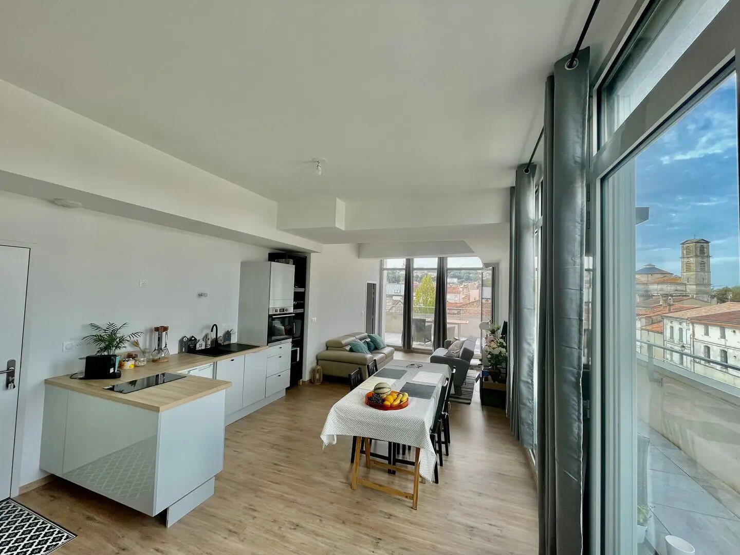Appartement à louer, 78m², Angoulême