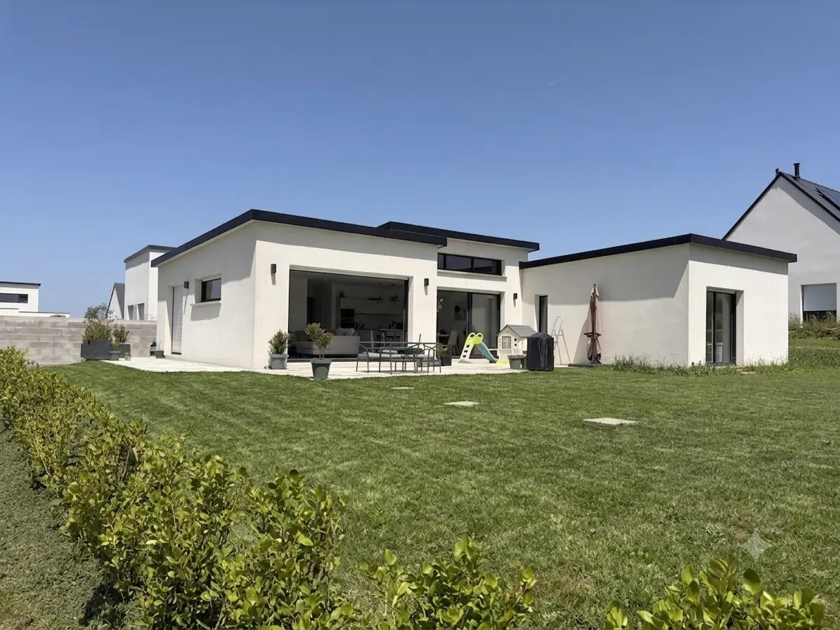 Maison à vendre, 130m², Saint-Ségal