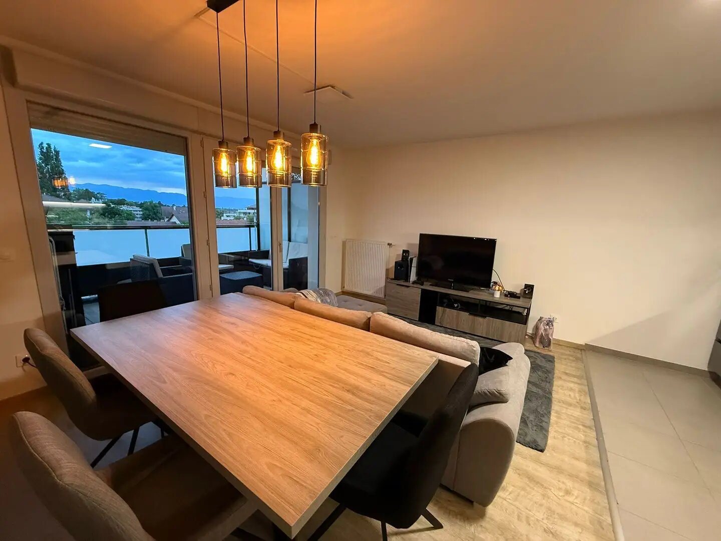 Appartement à louer, 57m², Etrembières