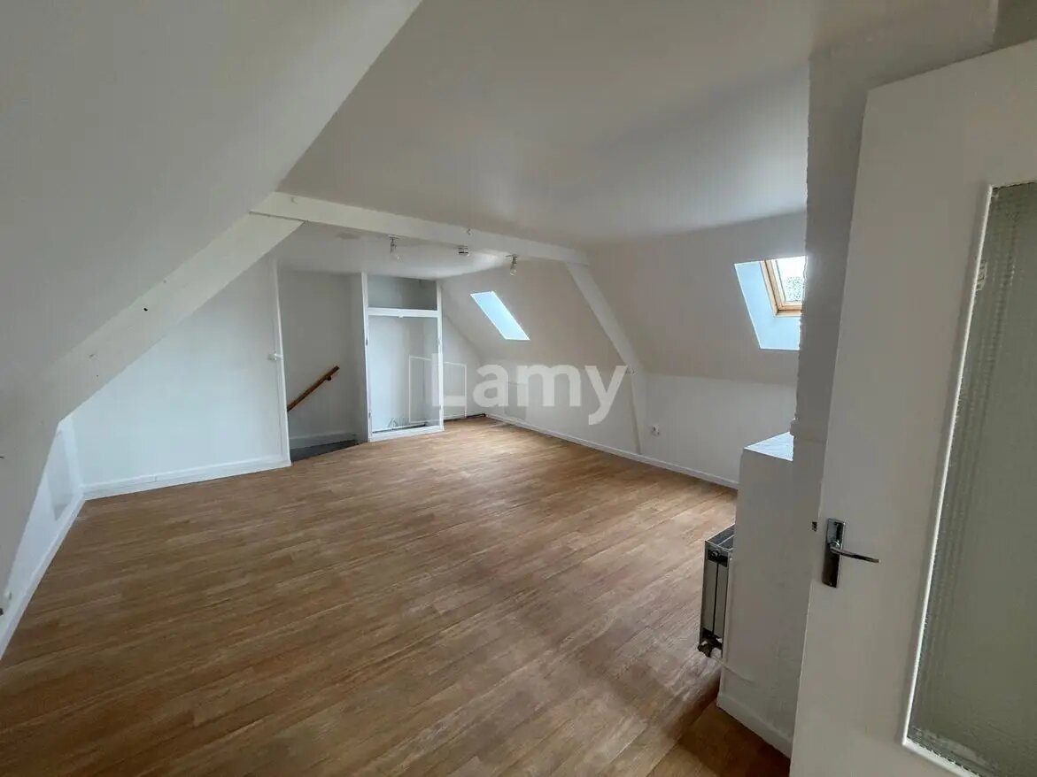 Appartement à louer, 85m², Saint-Maximin