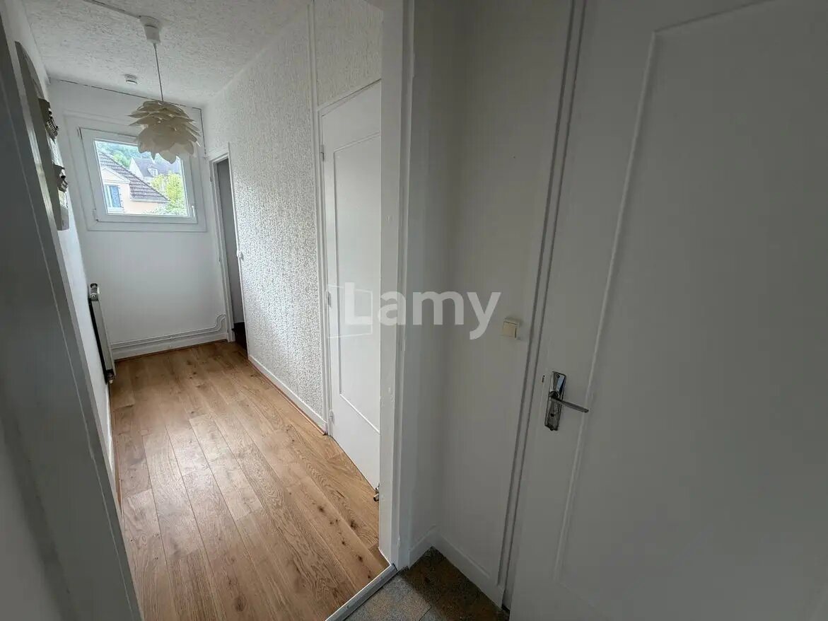 Appartement à louer, 85m², Saint-Maximin