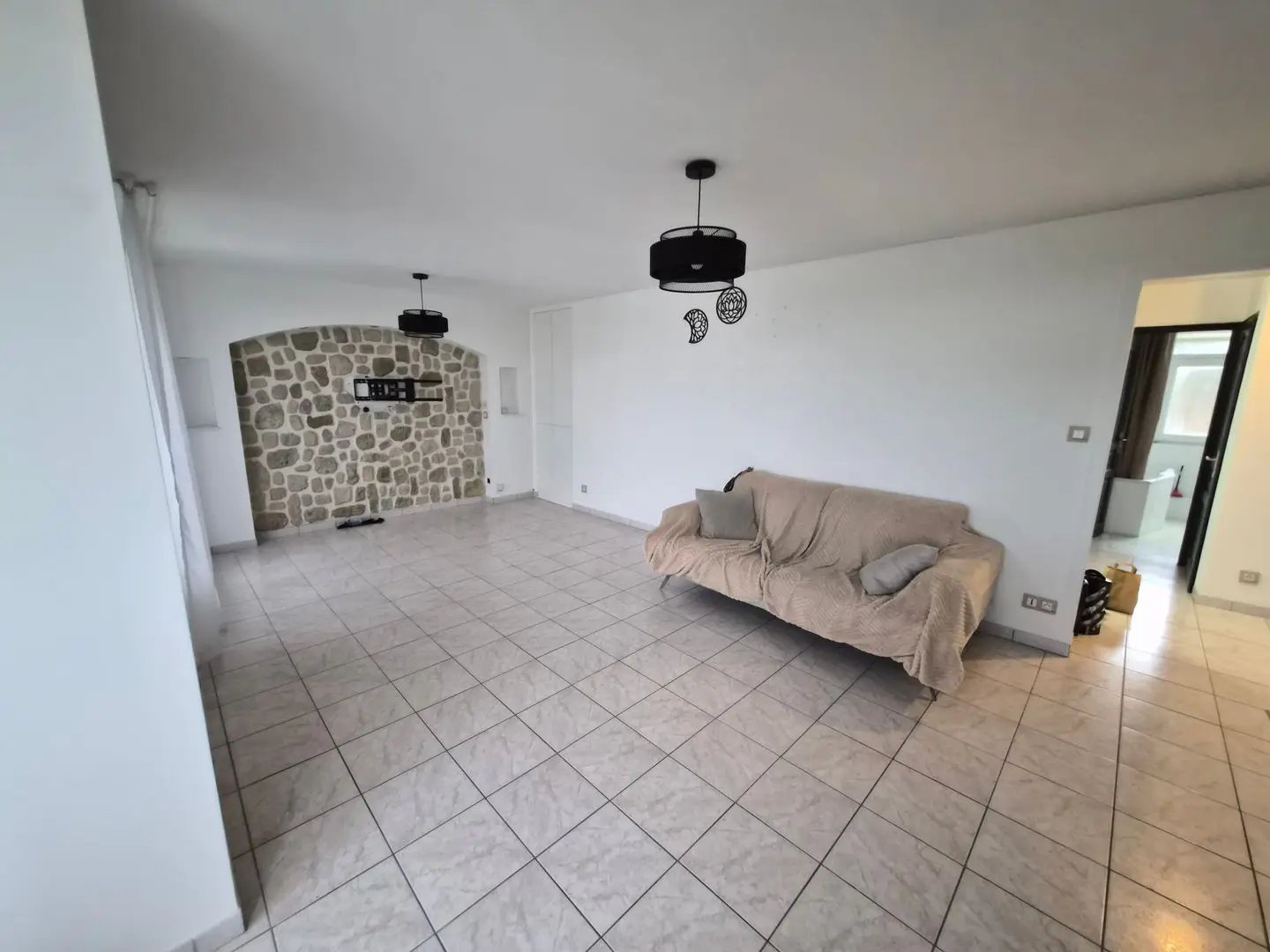 Appartement à louer, 78m², Combs-la-Ville