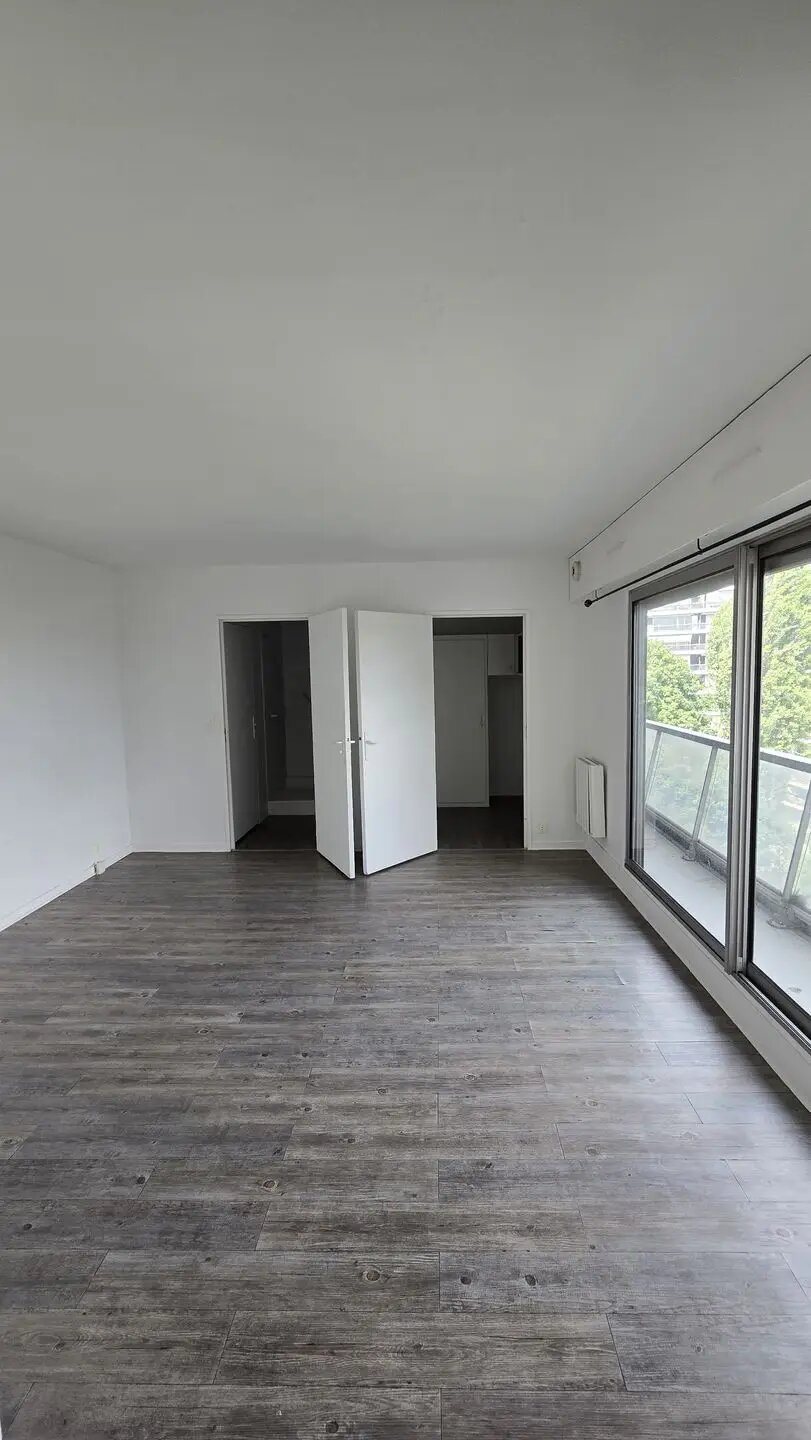 Appartement à louer, 37m², Saint-Maurice