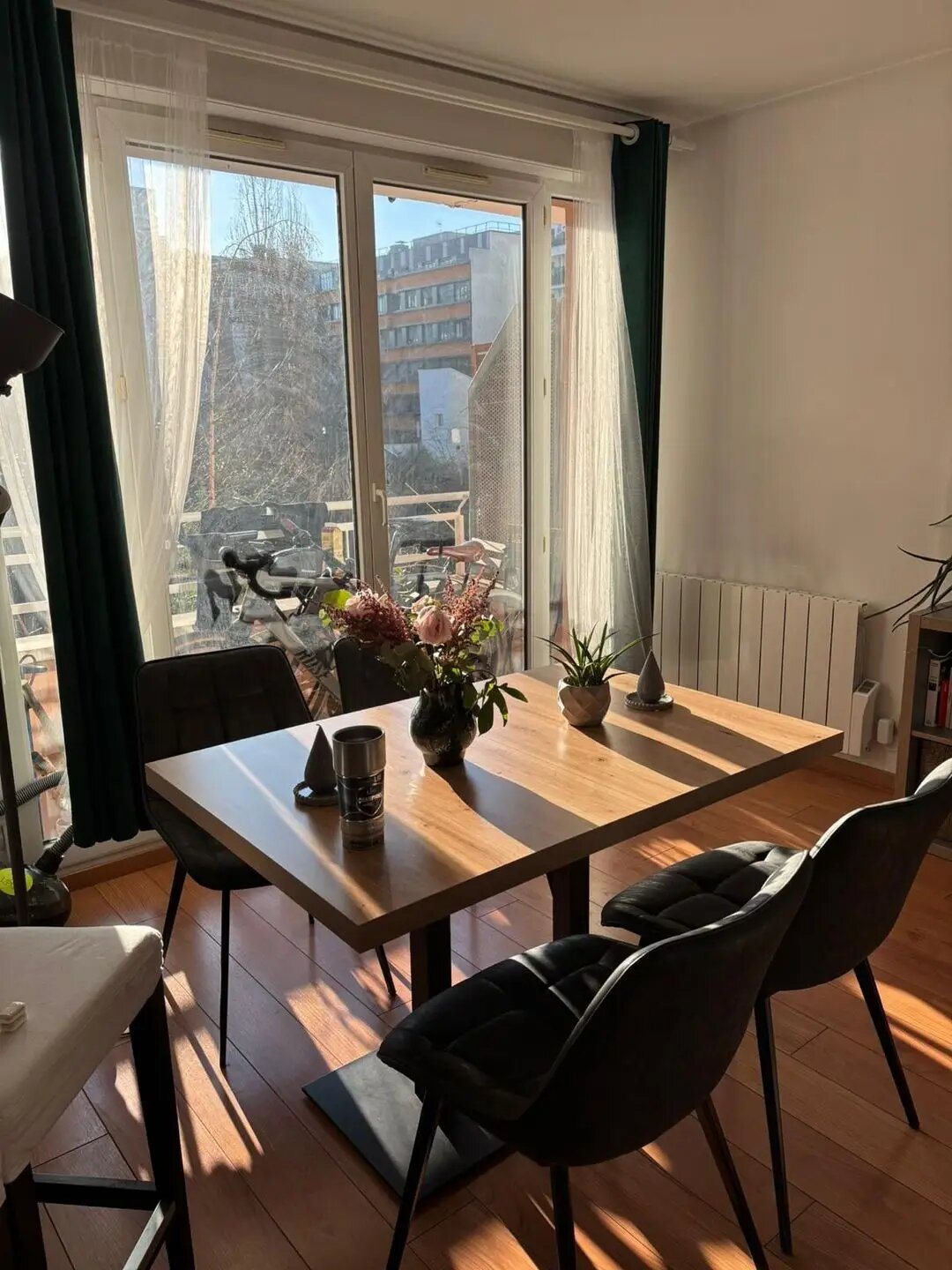 Appartement à louer, 78m², Suresnes