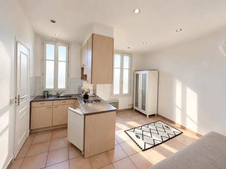 Appartement à louer, 18m², Levallois-Perret