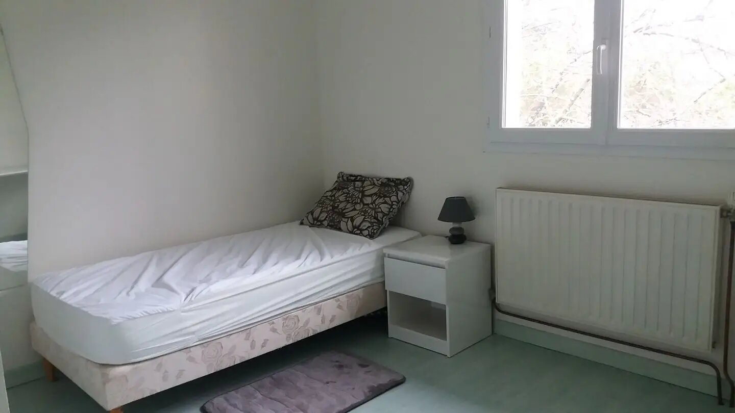 Maison à louer, 11m², Vénissieux