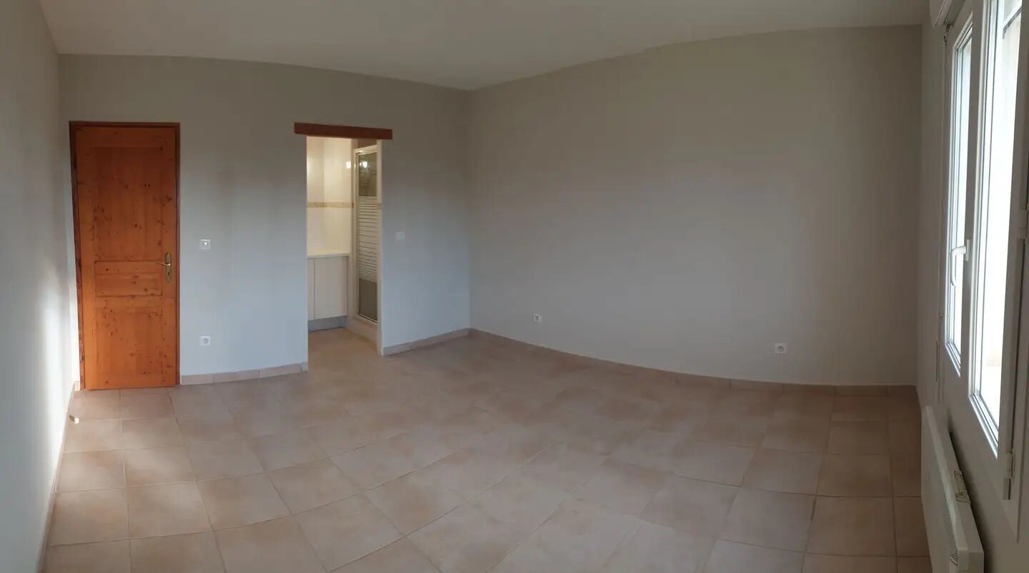 Maison à louer, 138m², Jonquières-Saint-Vincent