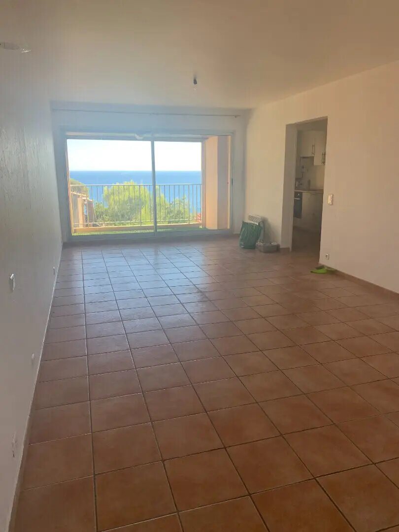 Appartement à louer, 75m², Saint-Mandrier-sur-Mer