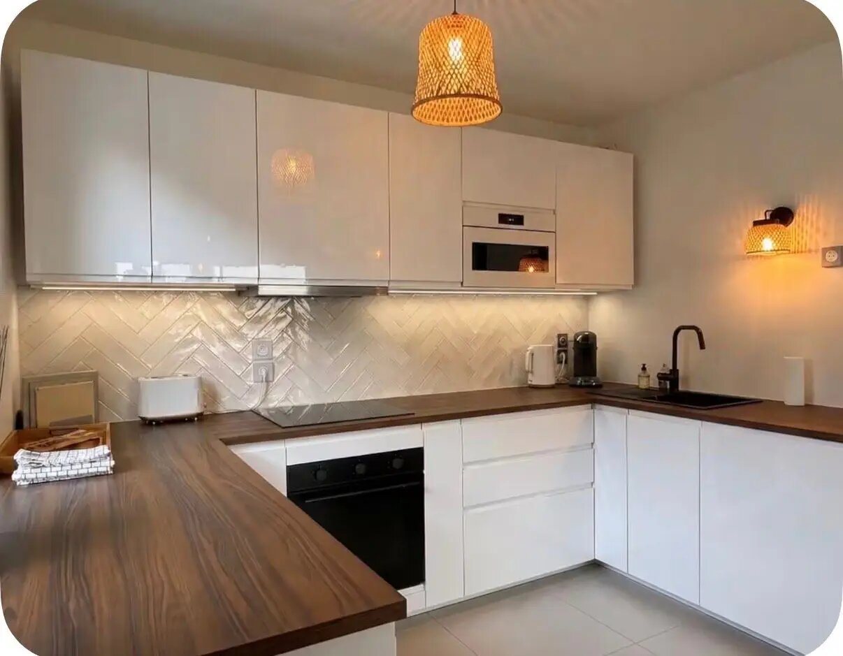 Appartement à louer, 80m², Beausoleil
