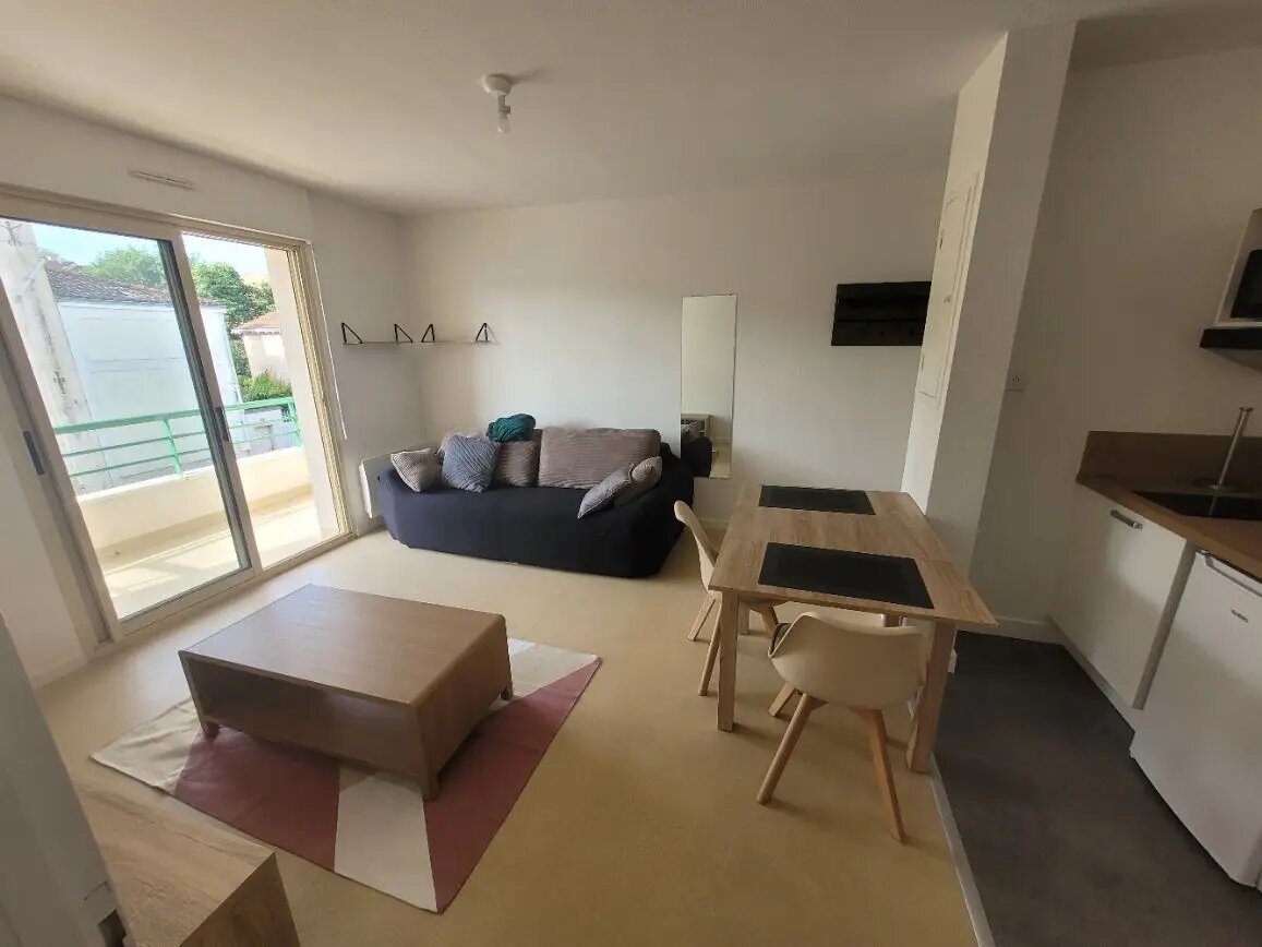 Appartement à louer, 33m², Niort