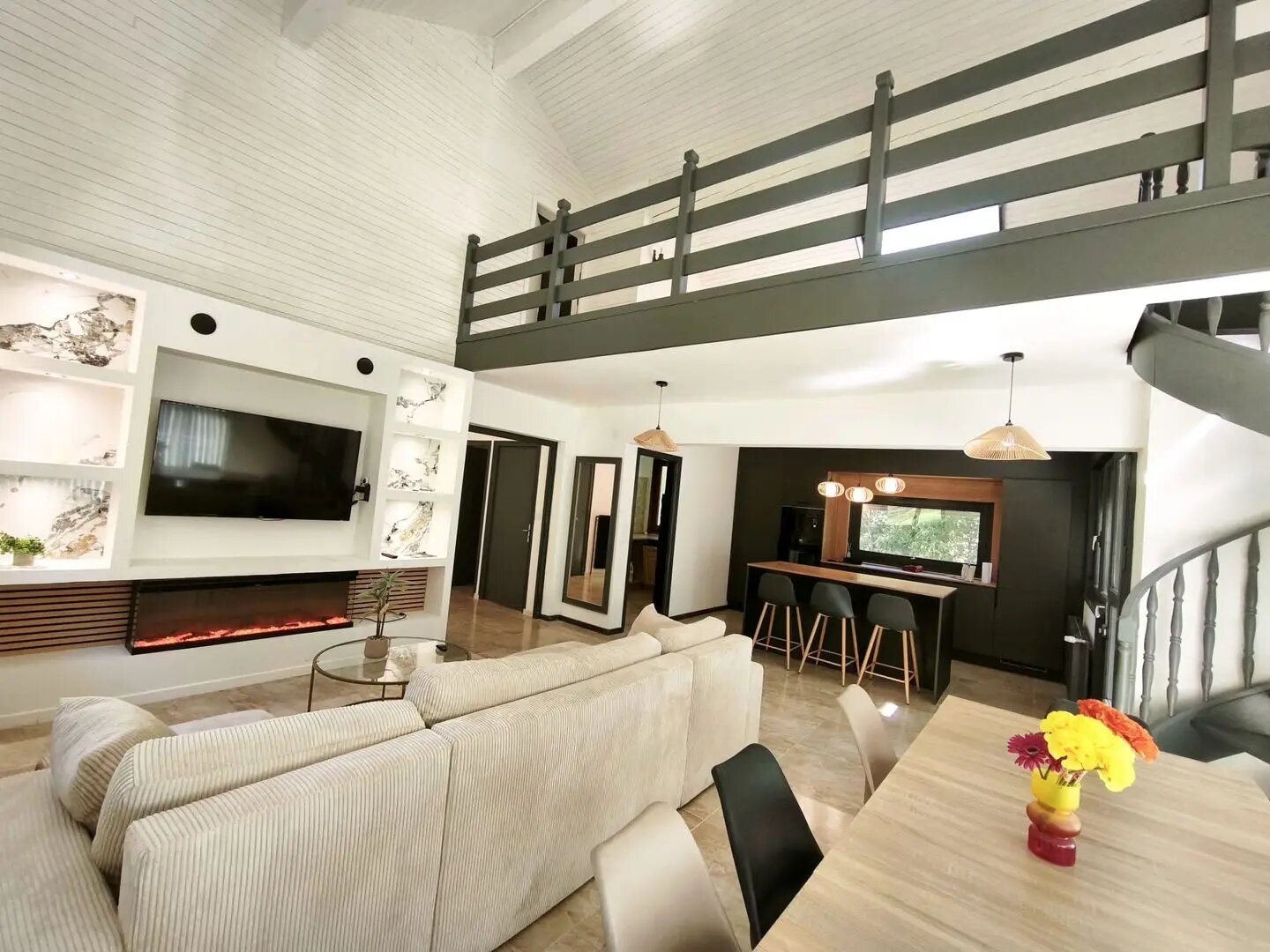 Maison à vendre, 300m², Vétraz-Monthoux