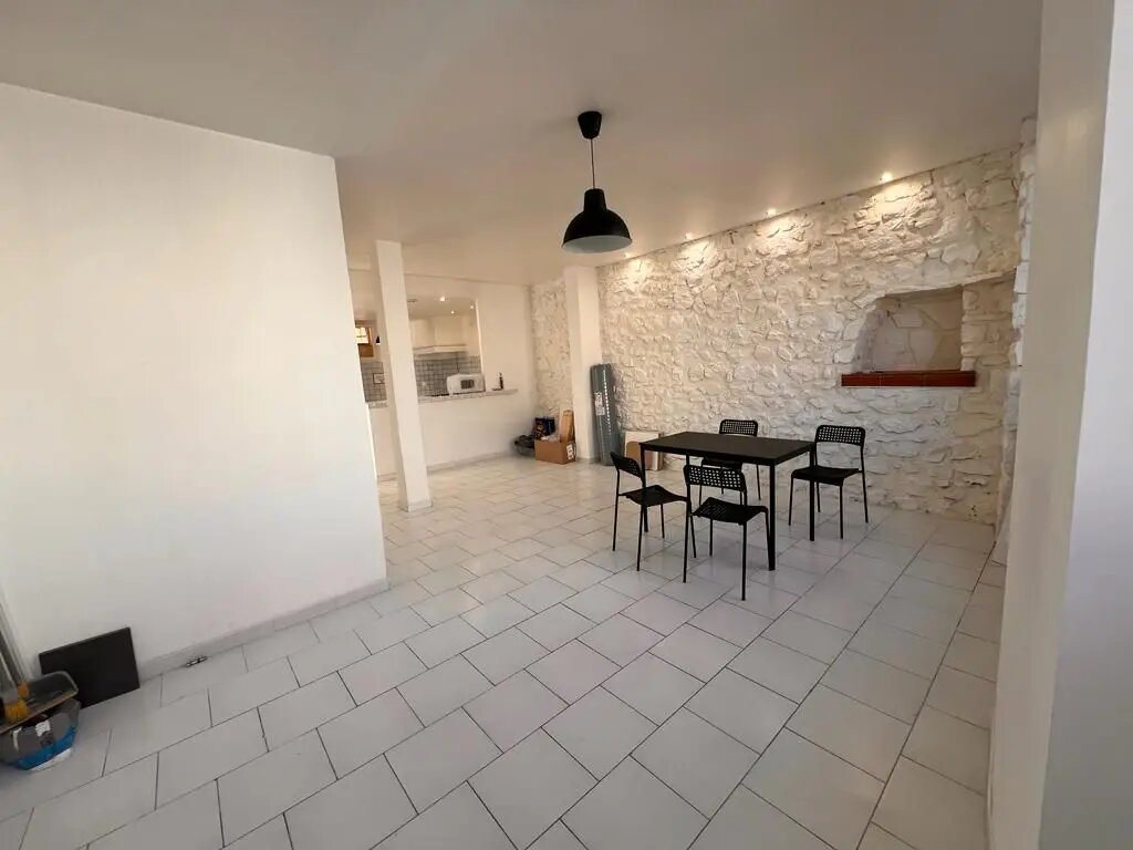 Appartement à louer, 80m², Marseille 10ème