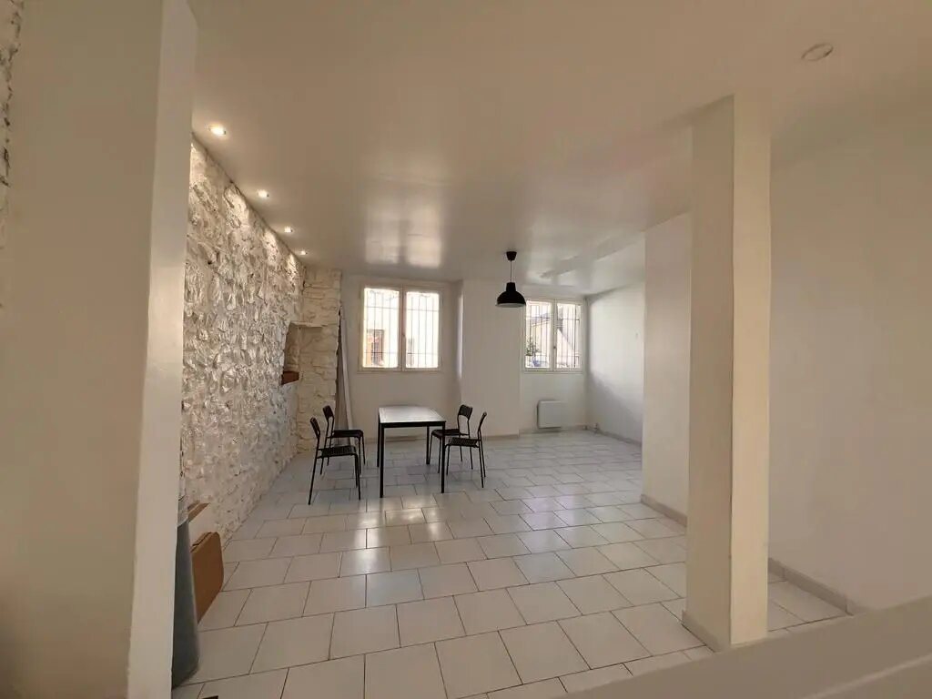 Appartement à louer, 80m², Marseille 10ème