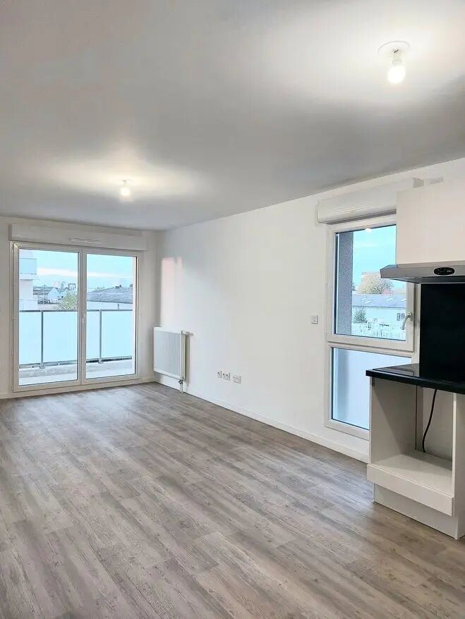 Appartement à louer, 43m², Luisant