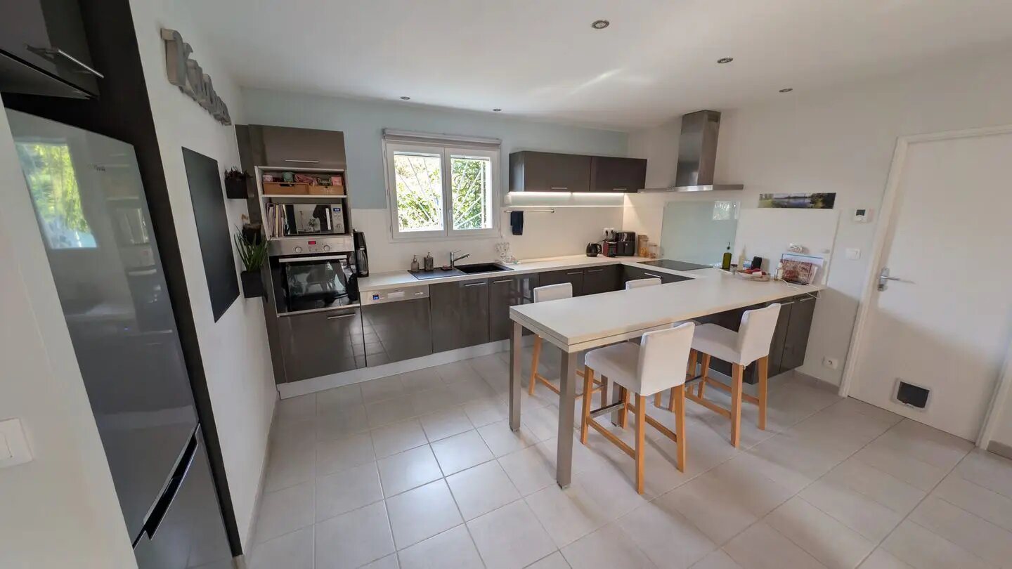 Maison à vendre, 91m², Saintes