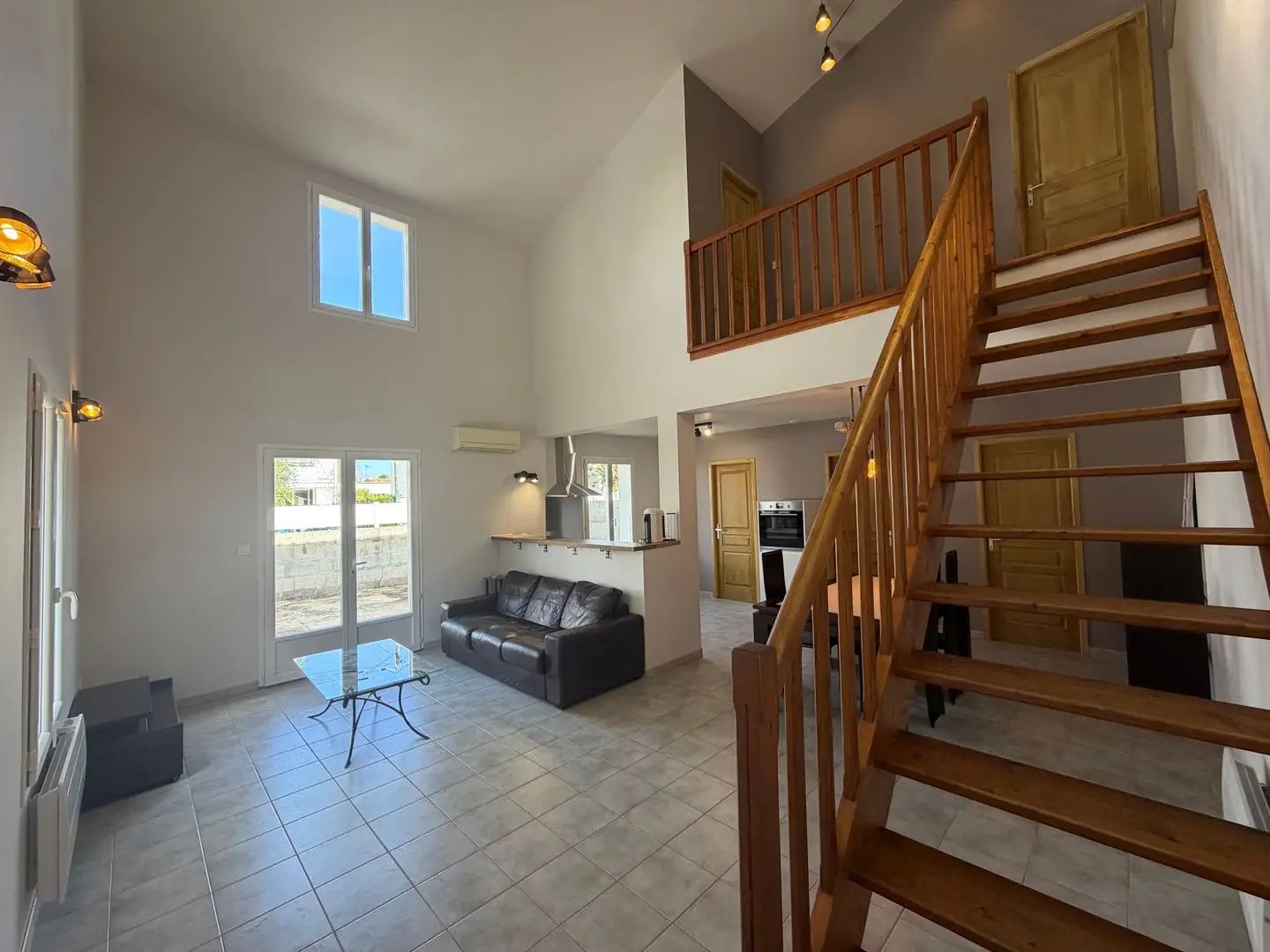 Maison à louer, 76m², Rochefort