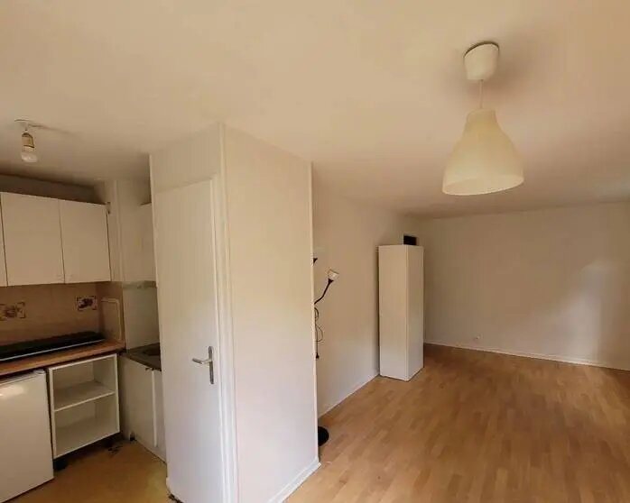 Appartement à louer, 27m², Evry