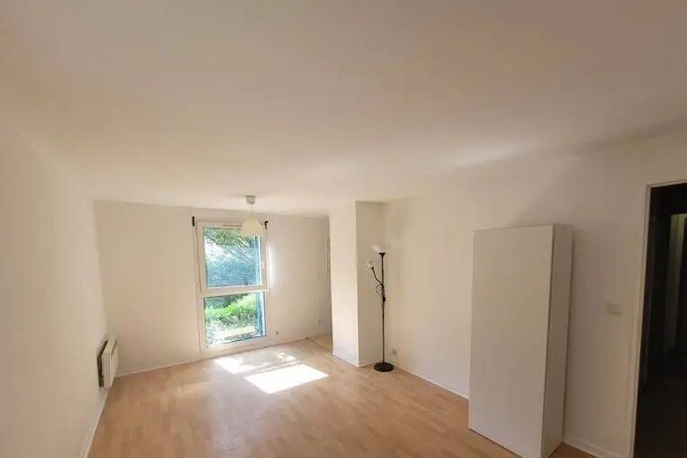 Appartement à louer, 27m², Evry