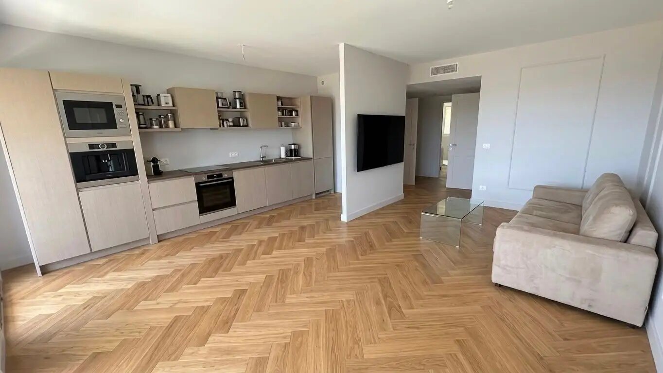 Appartement à louer, 80m², Beaulieu-sur-Mer