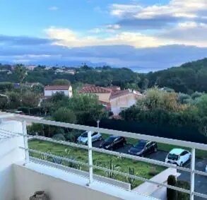 Appartement à louer, 43m², Biot