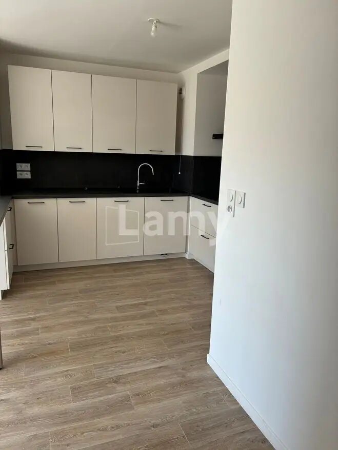 Appartement à louer, 81m², Creil
