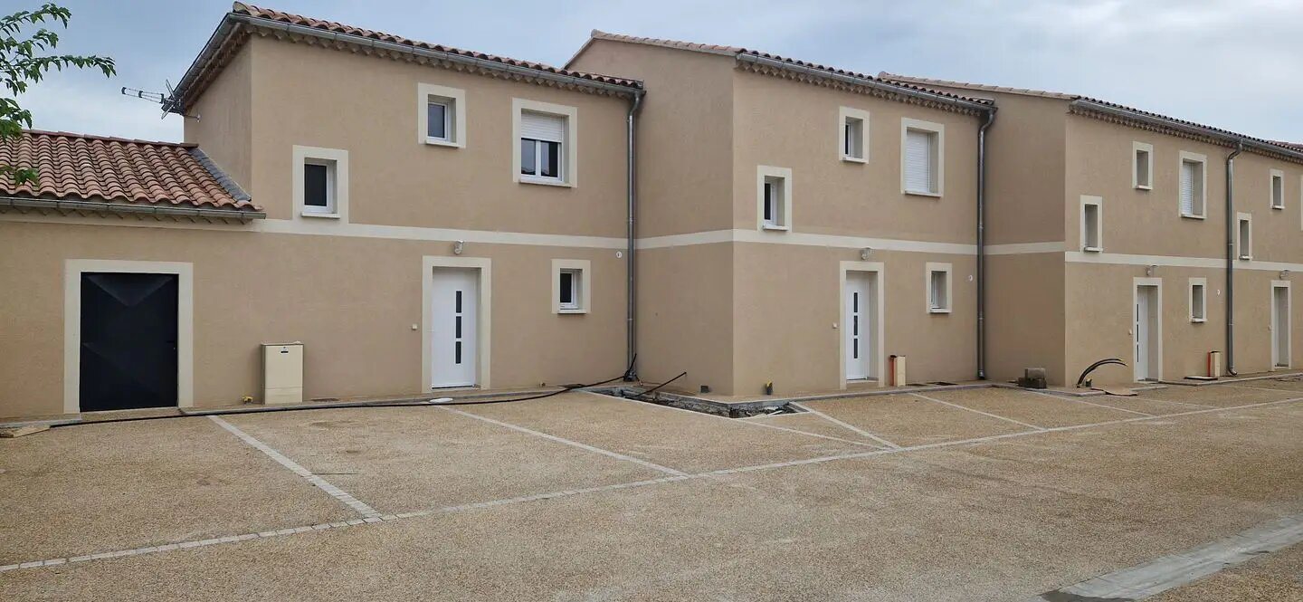 Maison à louer, 87m², Jonquières-Saint-Vincent