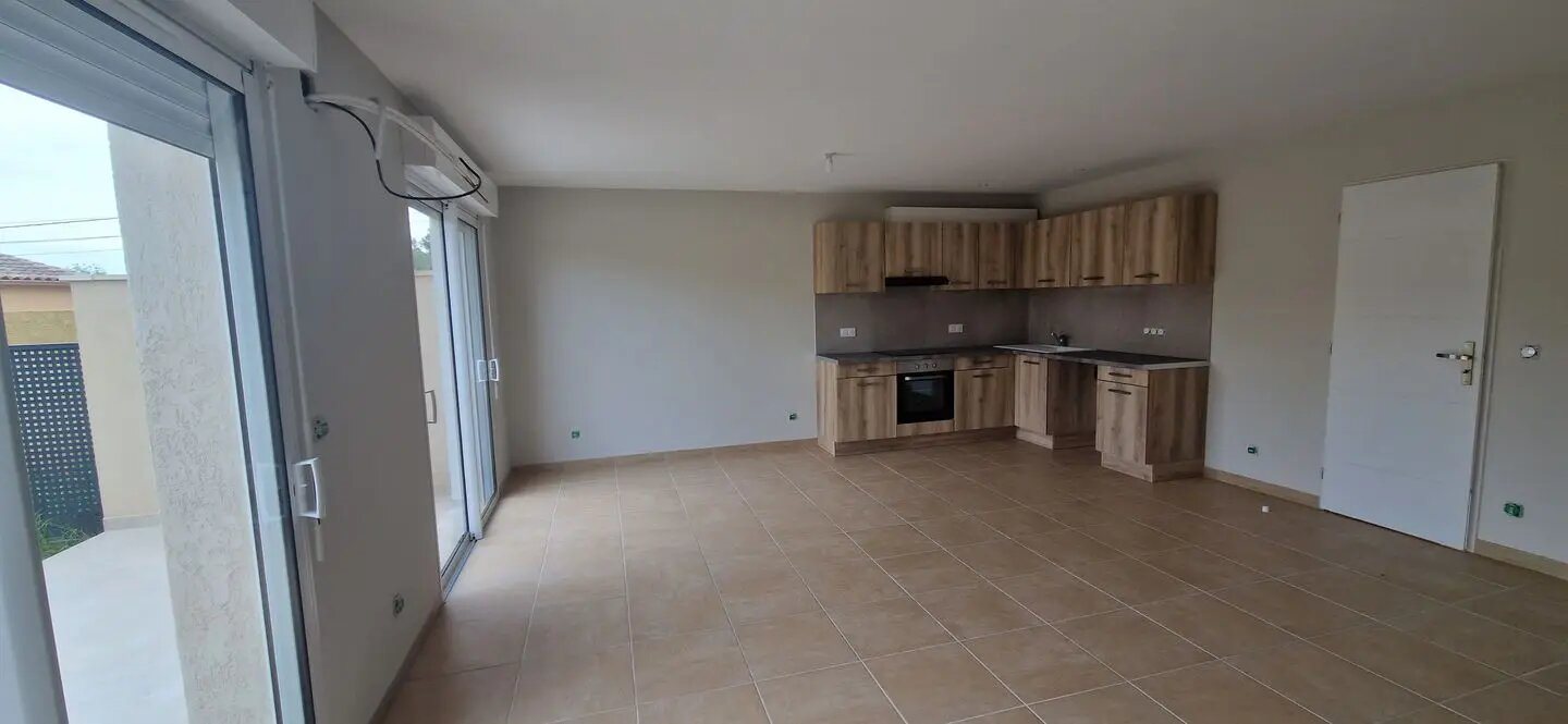 Maison à louer, 87m², Jonquières-Saint-Vincent