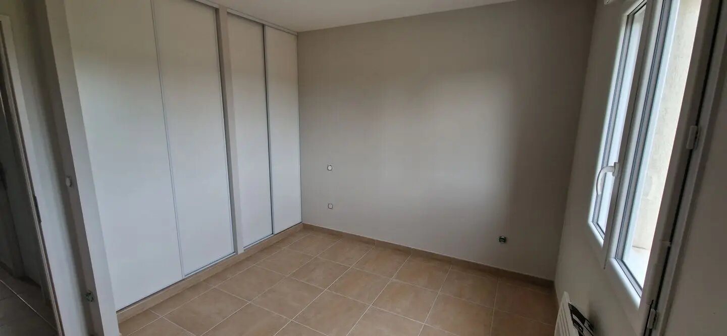 Maison à louer, 87m², Jonquières-Saint-Vincent