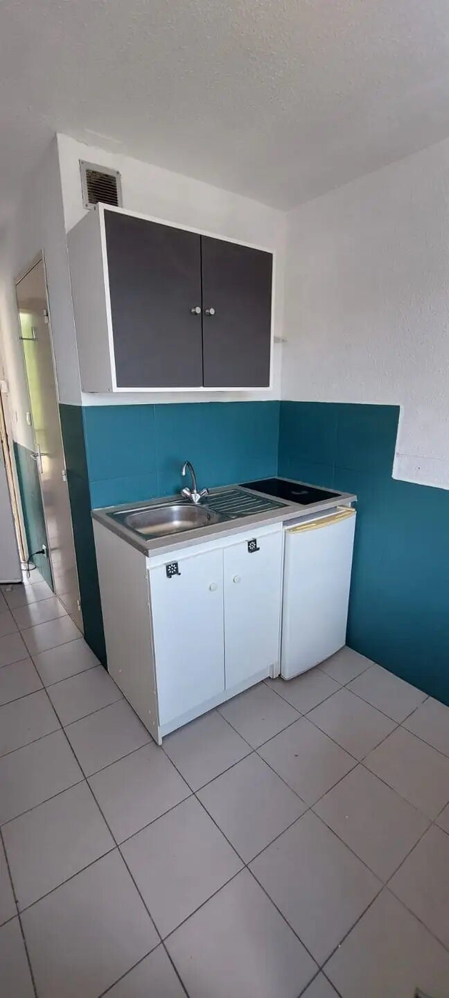 Appartement à louer, 13m², Nîmes