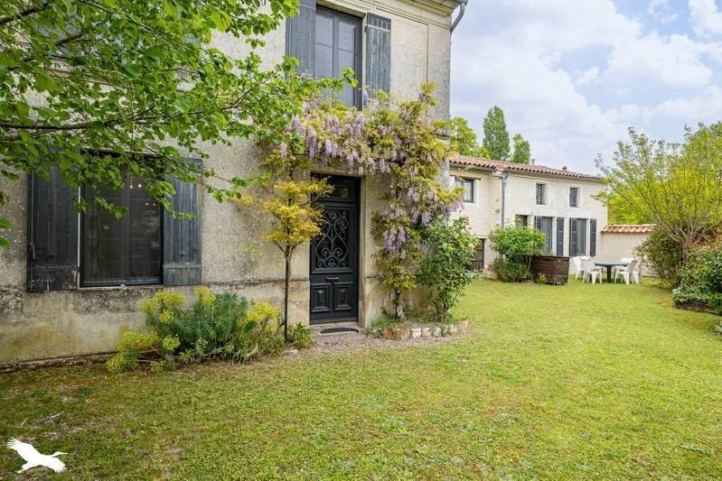 Maison à vendre, 229m², Saint-Sever-de-Saintonge