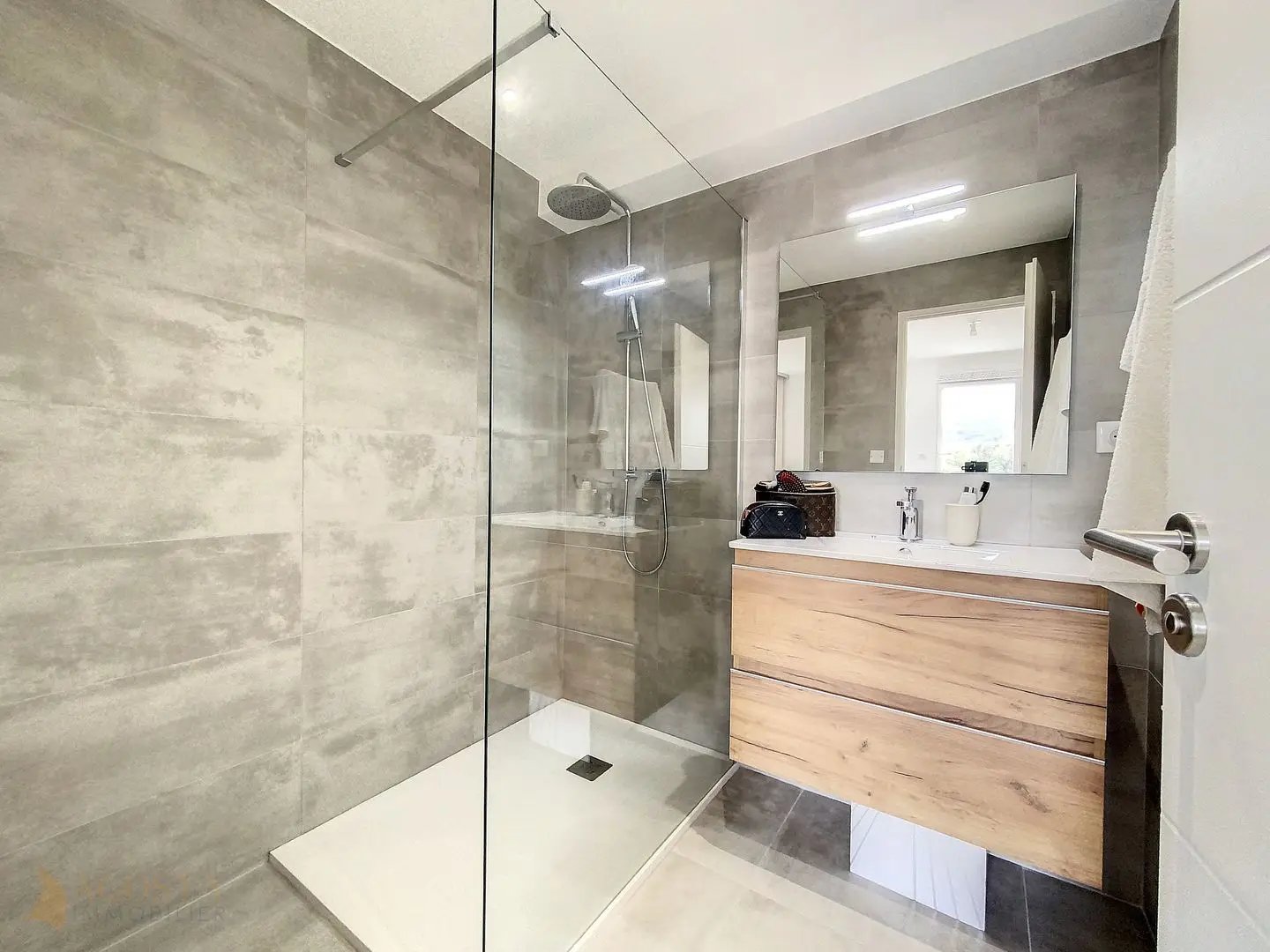 Appartement à louer, 99m², Albitreccia