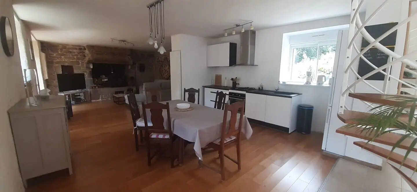 Maison à louer, 140m², Ploemeur