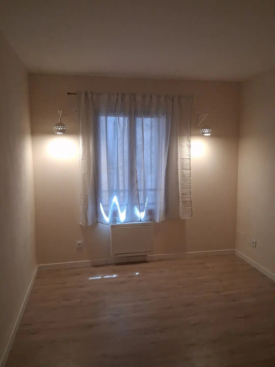 Appartement à louer, 66m², Cuers