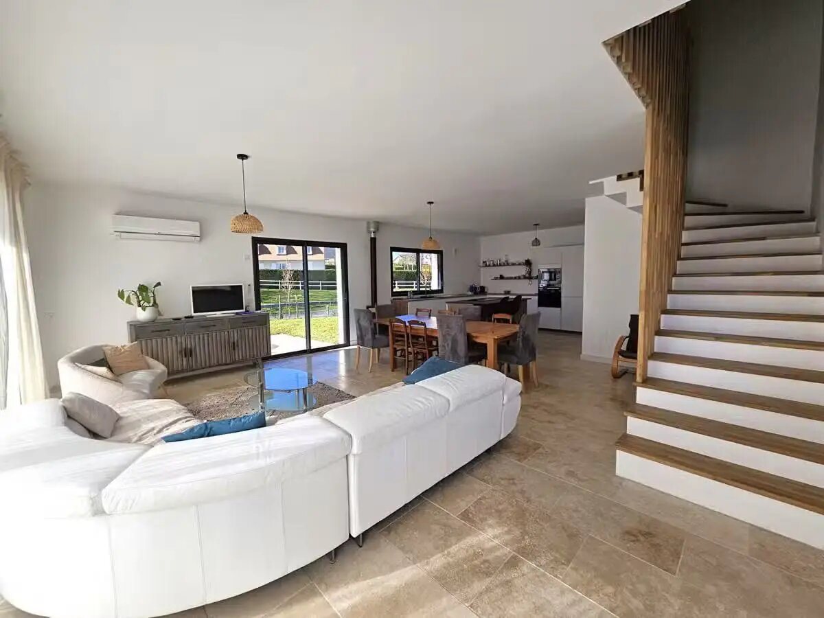 Maison à vendre, 185m², Bénouville