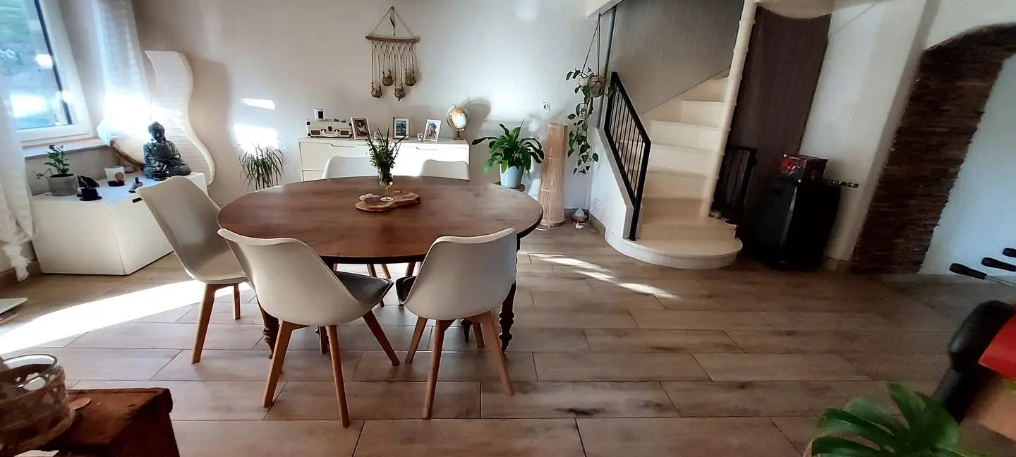 Maison à vendre, 99m², Montrottier