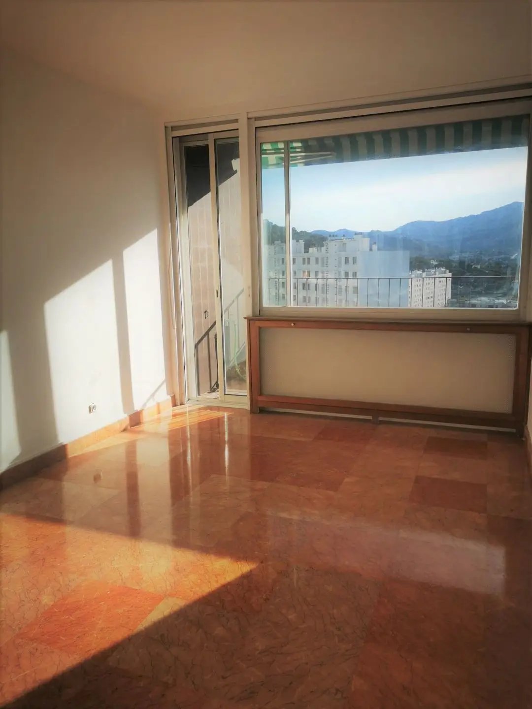 Appartement à louer, 100m², Marseille 9ème